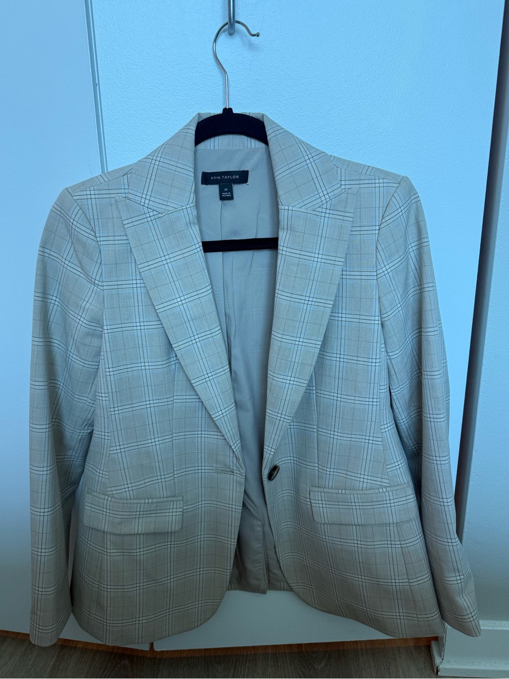 Ann Taylor Blazer